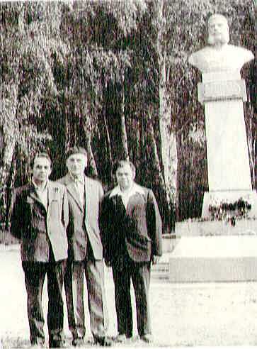 Открытие памятника, 1978 г.Слева напправо: скульптор В.Н.Басарёв